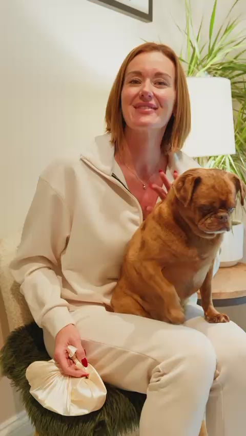 Load video: Lucy Black shares her experience of Eazywraps for the Battersea film premiere.